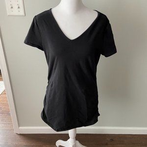 3/$20 Andrea Jovine Black Short Sleeve Tee size L